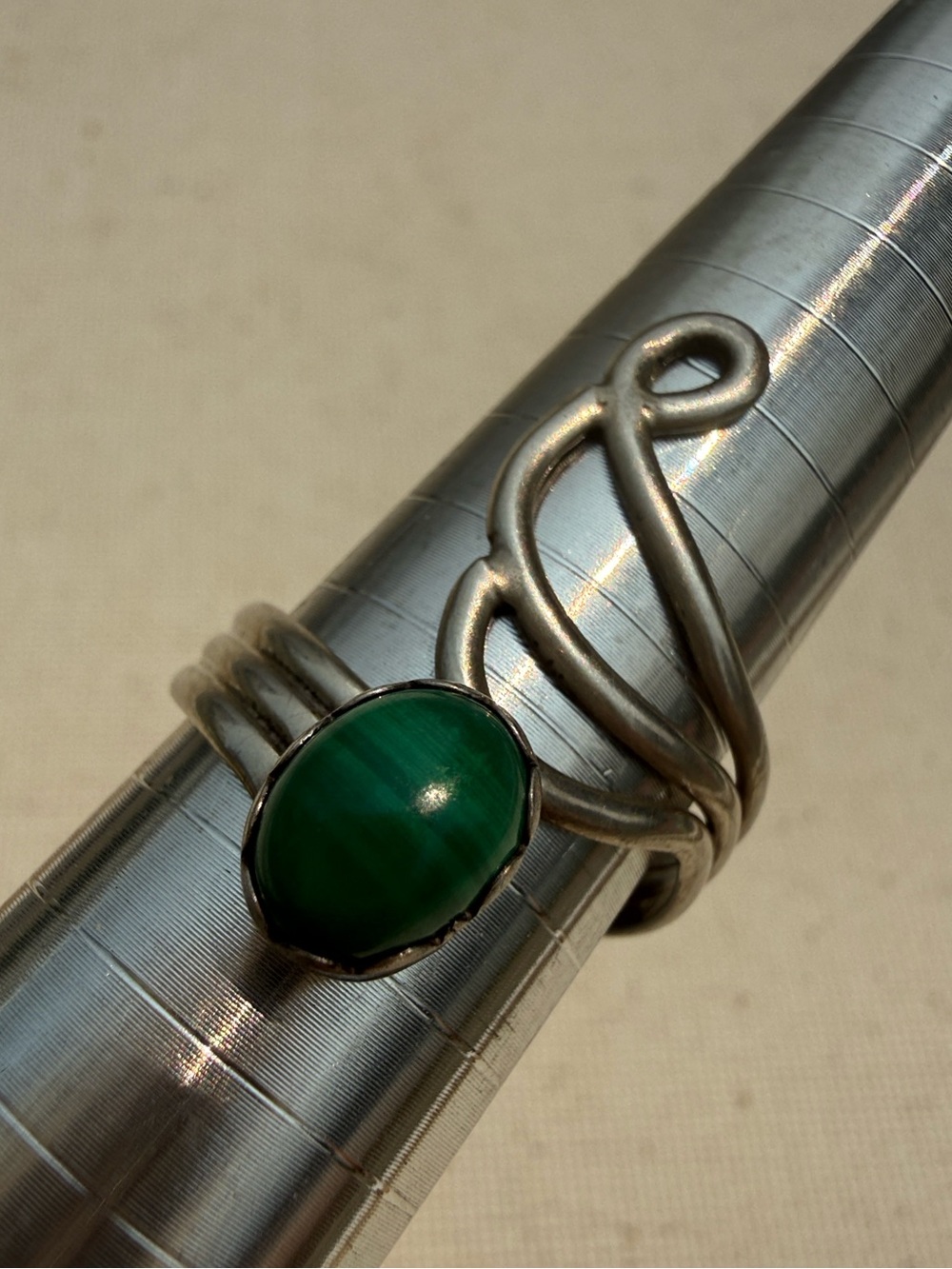 Sterling Silver Green Machalite Stone Ring size 8